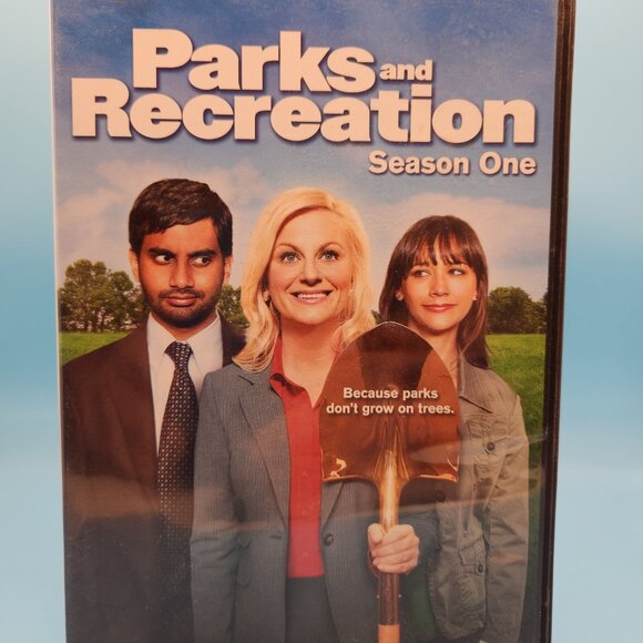 Parks and Recreation DVD Seasons 1-4 - Picture 3 of 6